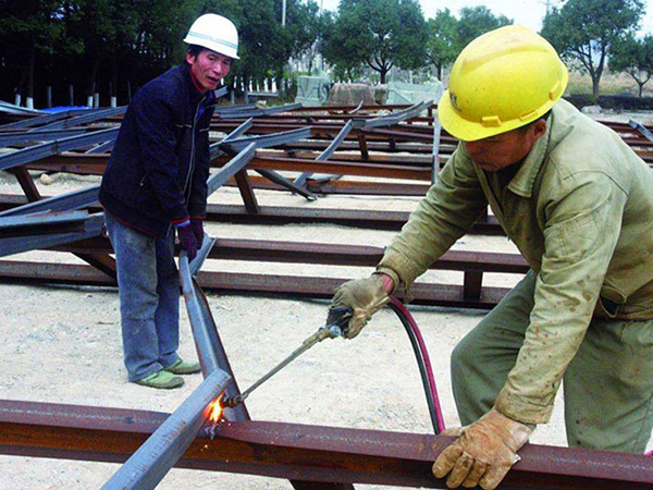 蘇州室內(nèi)裝修拆除拆舊公司哪家值得信賴信譽(yù)保證值得信賴